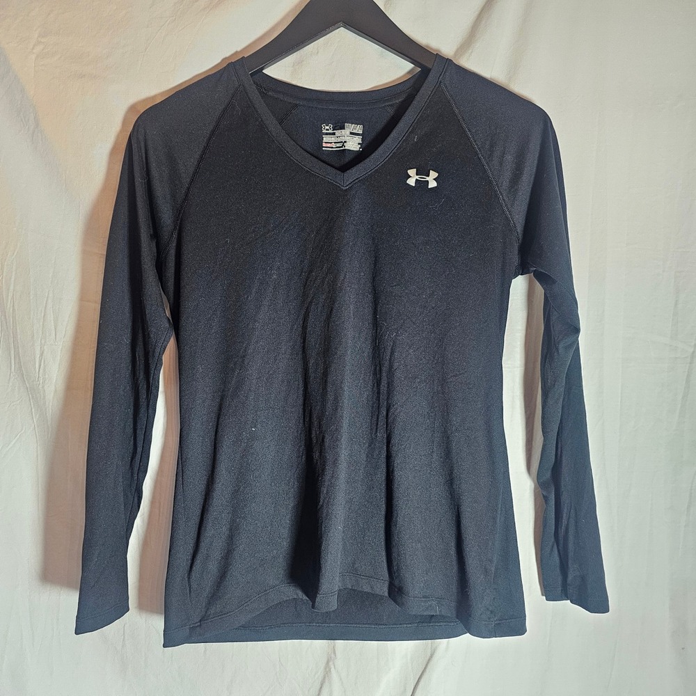 Under Armour HeatGear‎ Womens Medium Black V-Neck Long Sleeve Semi-Fitted Shirt